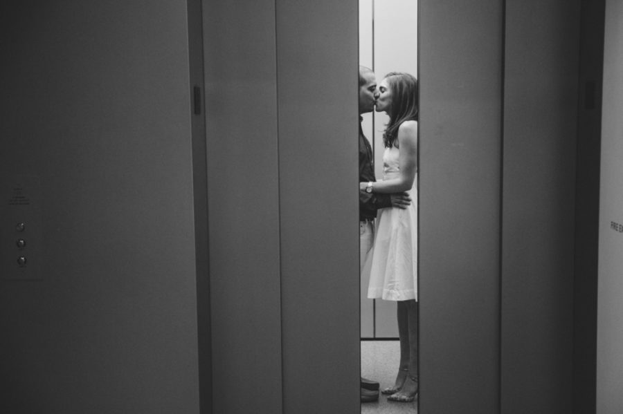Лесбиянки в лифте 56 фото - секс фото 
